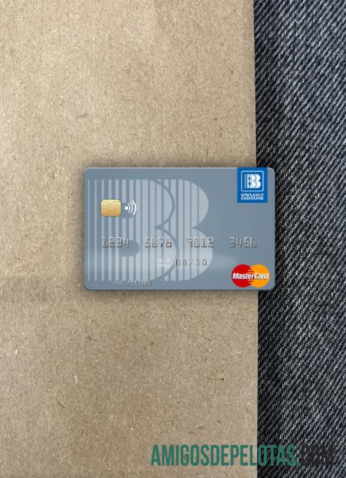 Frente Photolook do Georgia Bass Bank Mastercard modelo